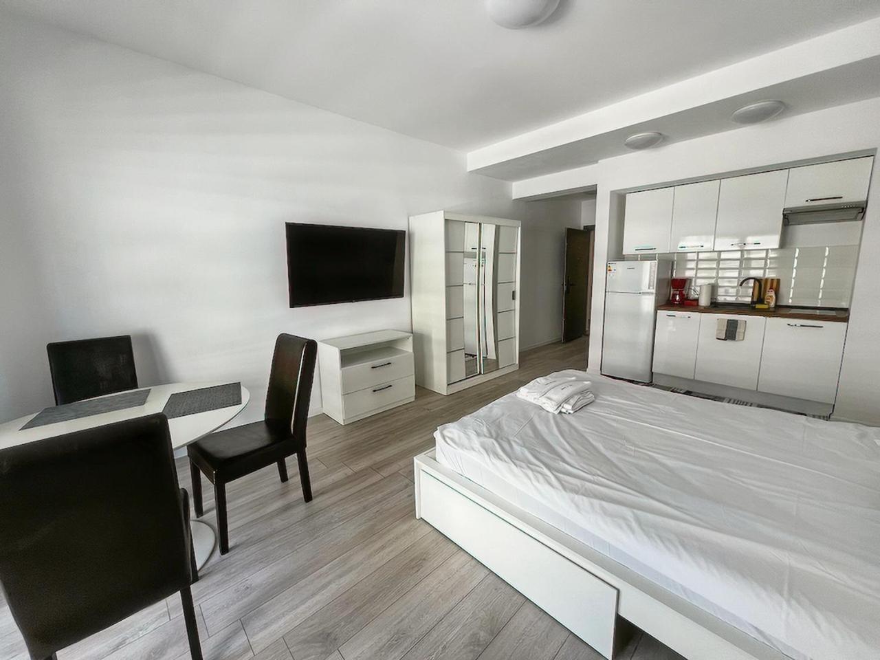 Black Sea Booking - Helsinki Mamaia Bagian luar foto